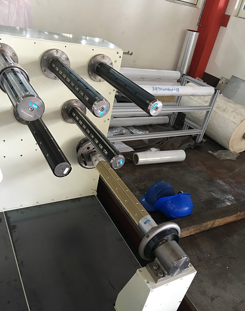 氣脹軸安全夾頭應(yīng)用于收放卷取機械